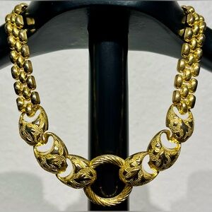 Vintage Chunky Gold Tone Choker Necklace